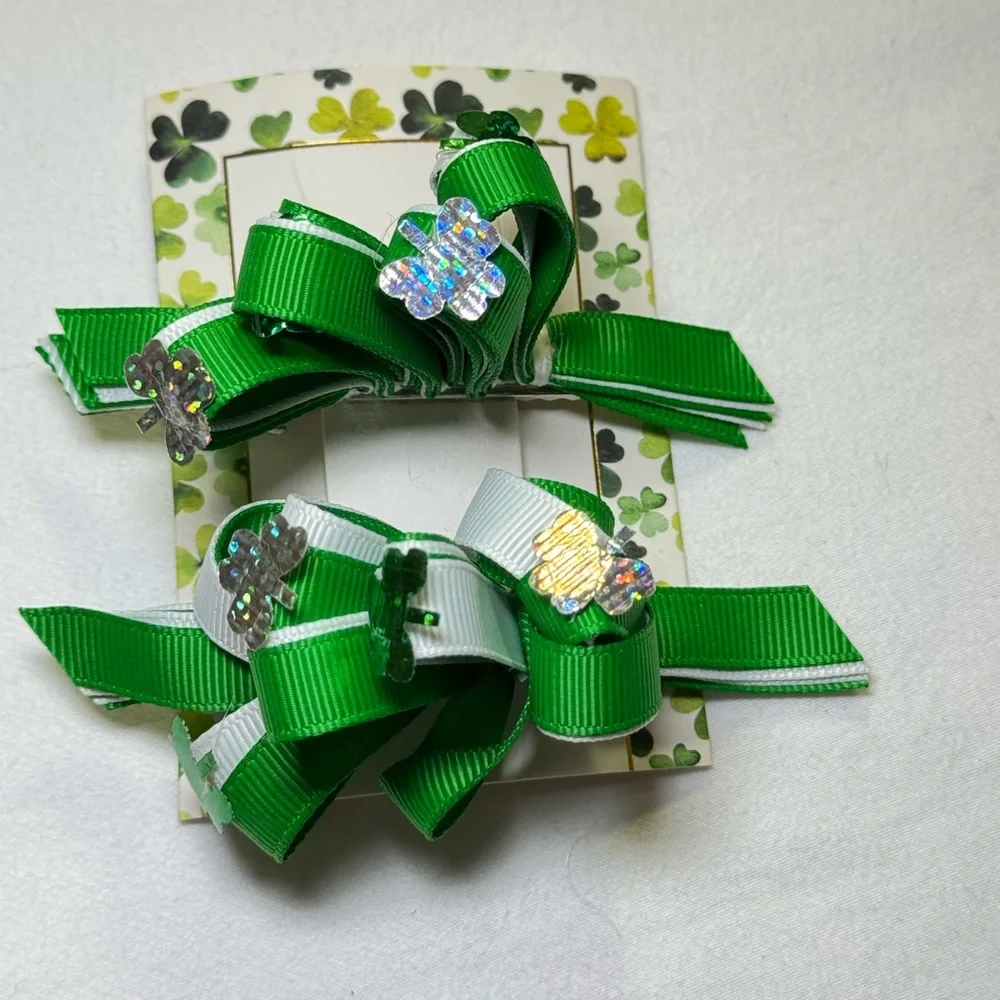 St. Patrick’s Lucky Shamrock Hair Clips, 2 CT green and white